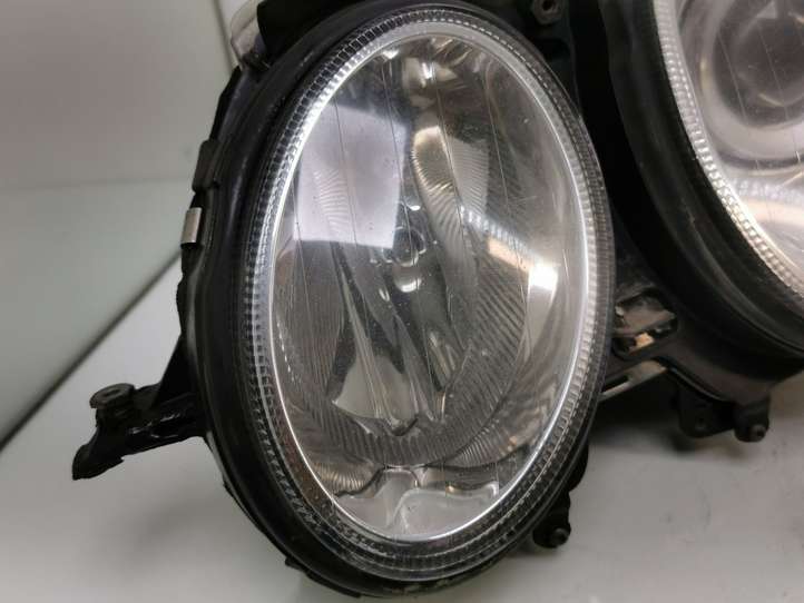 Mercedes-Benz E W211 (2002 - 2009)  A0038205826 Передняя фара