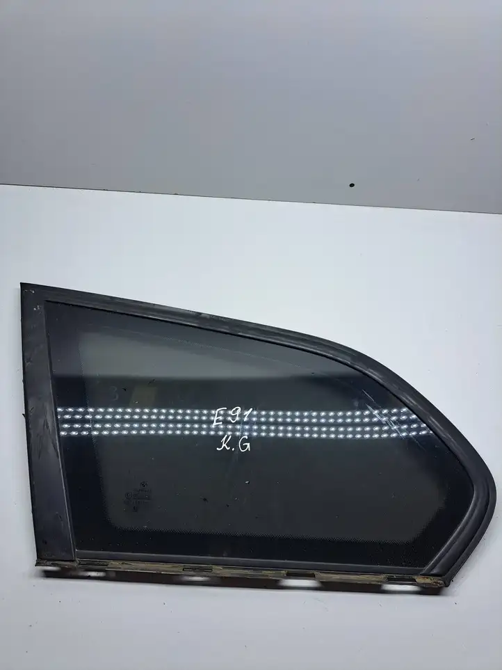 BMW 3 E90 E91 (2005 - 2012) 43R001582 Заднее боковое стекло — фото 1