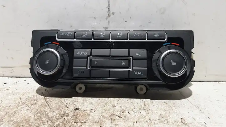 Volkswagen Tiguan (2007 - 2011)  5K0907044BT Блок управления кондиционера воздуха / климата/ печки (в салоне)