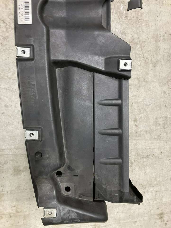 BMW 7 F01 F02 F03 F04 (2008 - 2016)  4444150 Устройство (устройства) для отвода воздуха