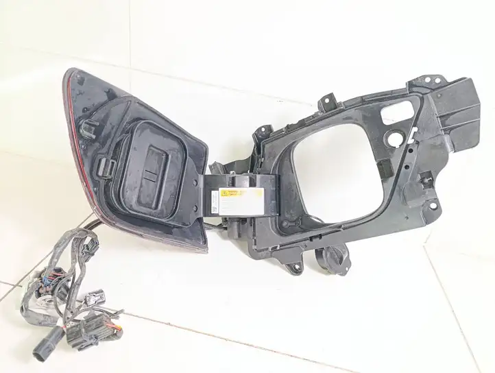 Hyundai Kona I (2017 - 2022) 86340K4000 Крышка зарядного разъема — фото 6