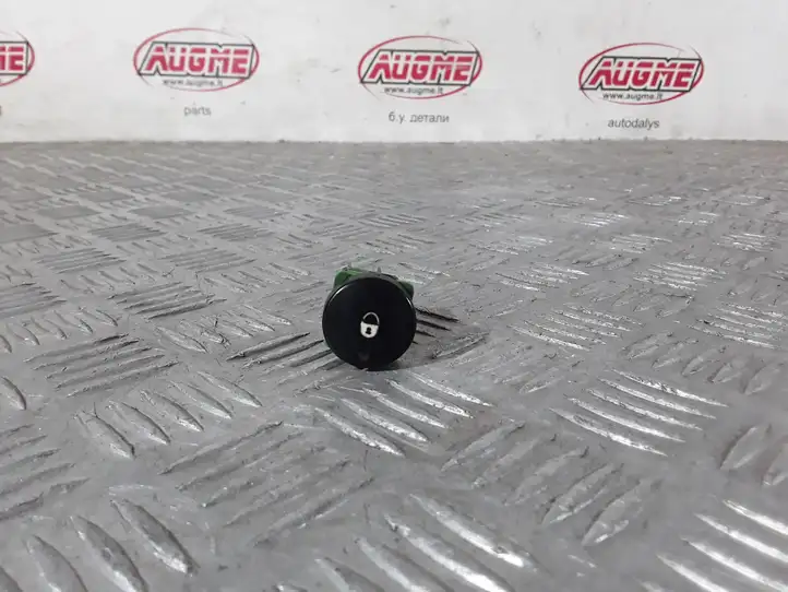 Peugeot Partner (2002 - 2008)   Включатель центрального замка