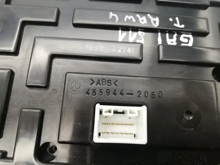 Toyota RAV 4 (XA30) (2006 - 2016)  4559442060 Управление климат контролем