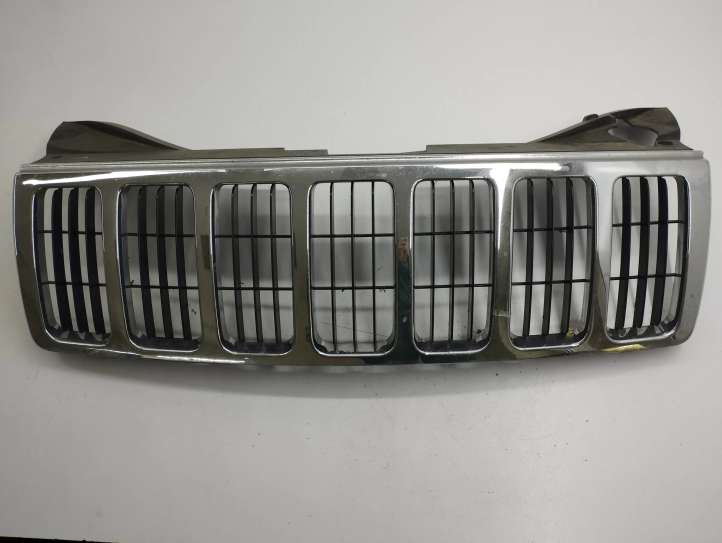 Jeep Grand Cherokee (2004 - 2010)  5JF94TRMAE Верхняя решётка