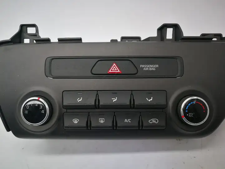 Kia Sportage (2014 - 2016)  97250F1000AK5 Управление климат контролем