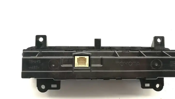 Toyota Auris E180 (2012 - 2018) 75H695 Управление климат контролем — фото 1