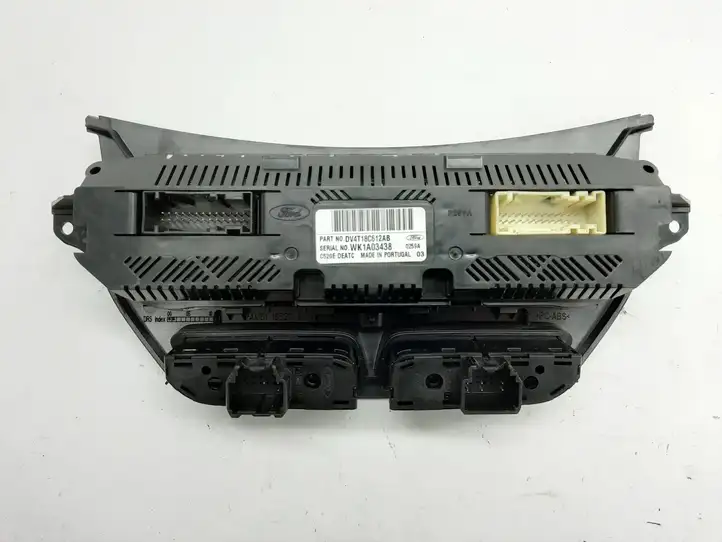Ford Kuga II (2013 - 2019) DV4T18C612AB Управление климат контролем — фото 2