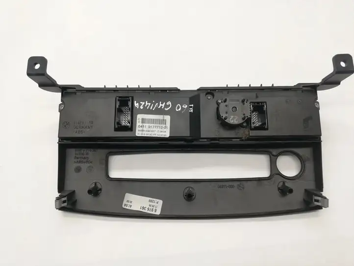 BMW 5 E60 E61 (2004 - 2010) 9177712 Управление климат контролем — фото 4