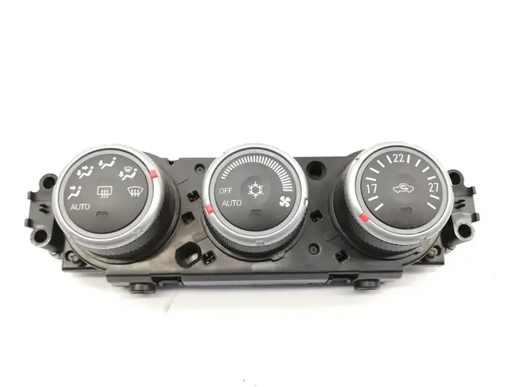 Mitsubishi ASX (2010 - 2016) 7820A082XB Управление климат контролем — фото 1