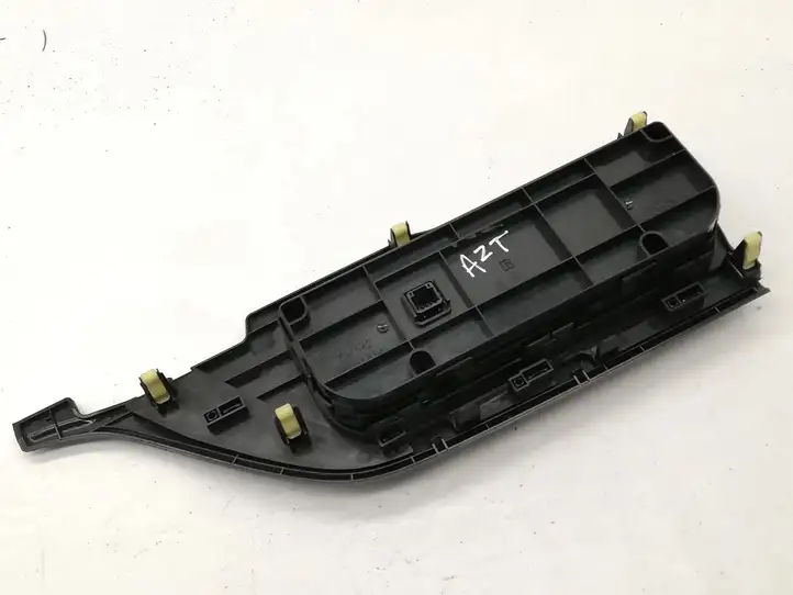 Toyota Auris E180 (2012 - 2018) 75F542 Управление климат контролем — фото 2
