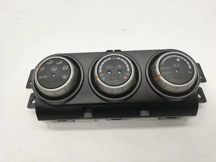 Nissan X-Trail T31 (2007 - 2014) 27500JG700 Управление климат контролем — фото 1