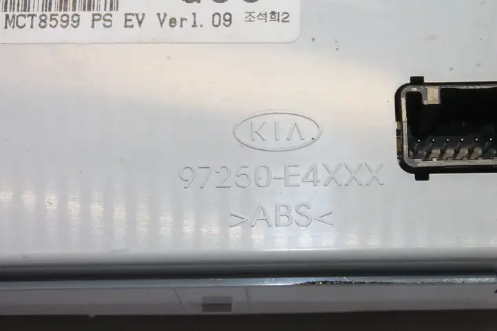 Kia Soul (2016 - 2019) 97250E4032 Управление климат контролем — фото 7