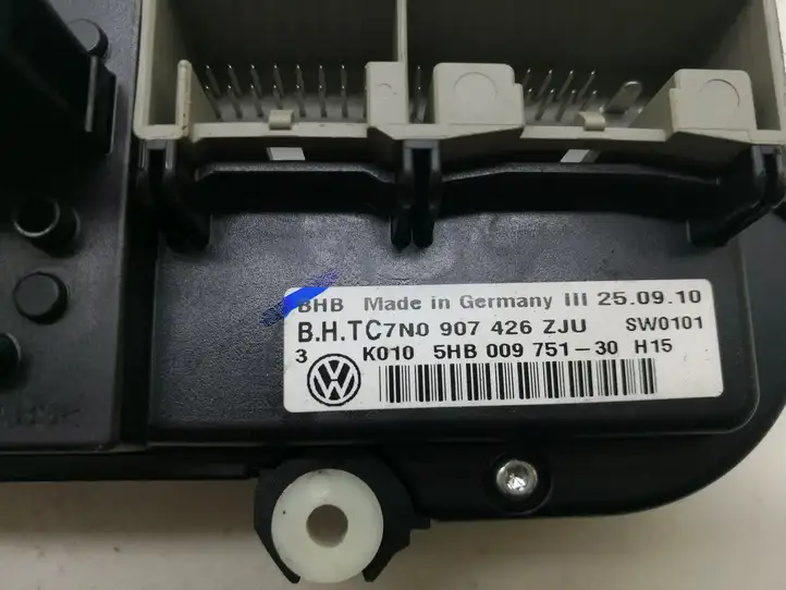 Volkswagen Caddy (2004 - 2010) 7N0907426 Управление климат контролем — фото 4
