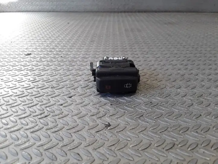 Renault Laguna (2001 - 2005)   Включатель центрального замка