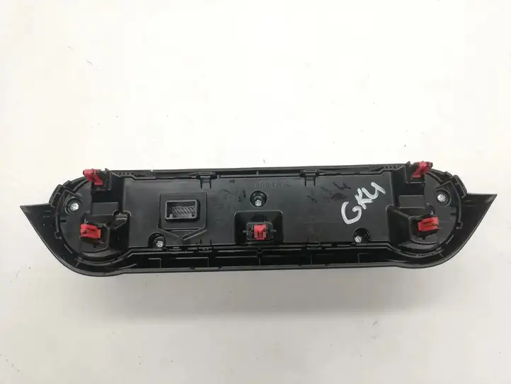 Toyota RAV 4 (XA50) (2018 - ) 559000R190 Управление климат контролем — фото 5