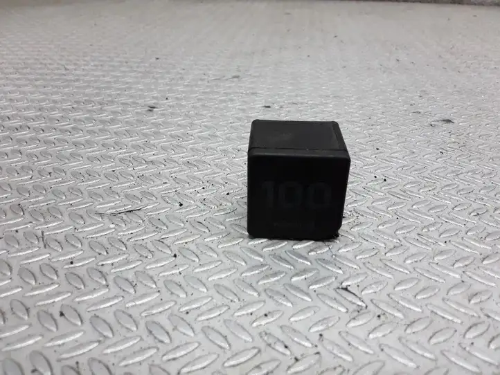 Volkswagen Sharan (2003 - 2010)  7M0951253A Другое реле