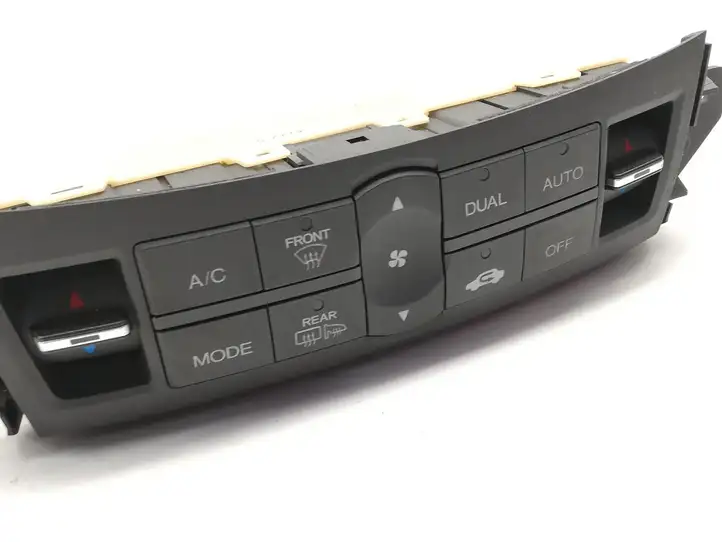 Honda Accord (2008 - 2016)   Управление климат контролем