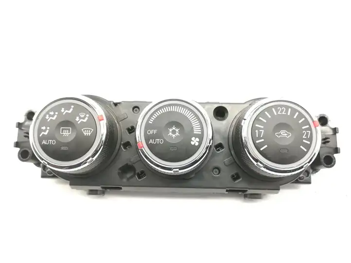 Mitsubishi ASX (2010 - 2016) 7820A082XC Управление климат контролем — фото 3