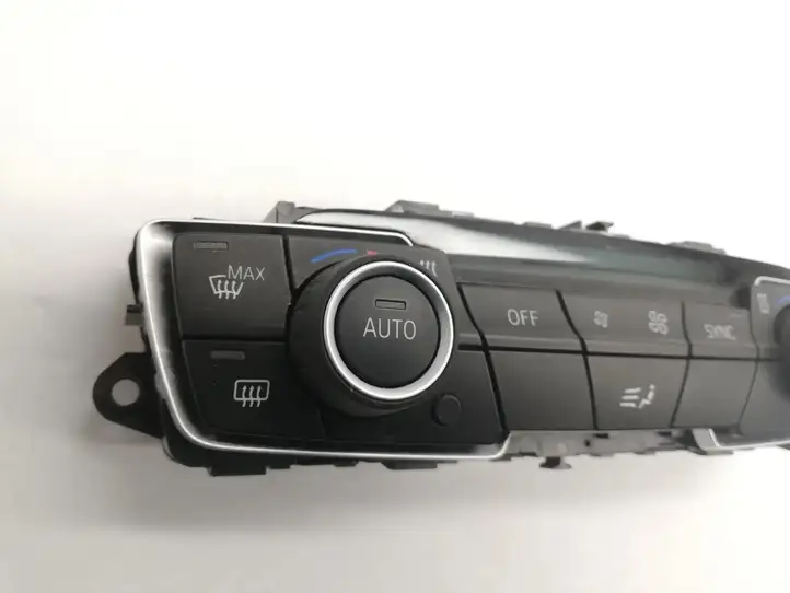 BMW X1 F48 F49 (2015 - 2022) 9371459 Управление климат контролем — фото 3