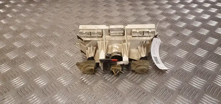 Land Rover Freelander (1997 - 2003) 532556511A Управление климат контролем — фото 3