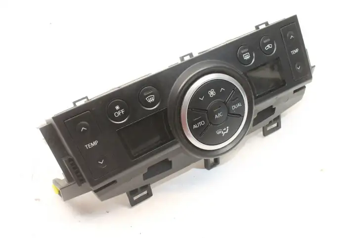 Toyota Verso (2012 - 2015) 559000F150 Управление климат контролем — фото 1