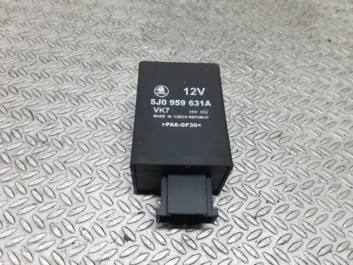 Skoda Fabia Mk2 (5J) (2007 - 2014)  5J0959631A Другое реле