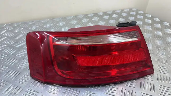 Audi A5 8T 8F (2007 - 2011) 8T0945095 Задний фонарь в кузове — фото 1