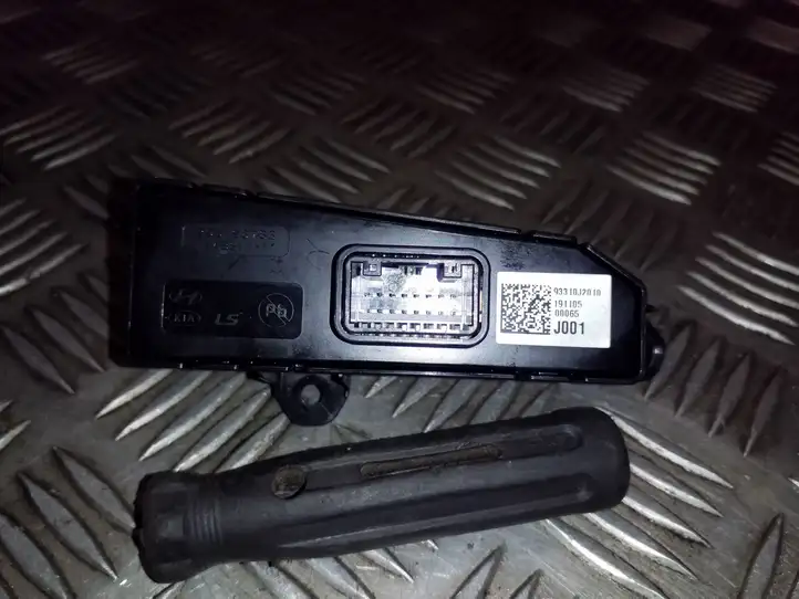 Kia Soul (2019 - ) 93310J2010 Включатель обогрева — фото 3