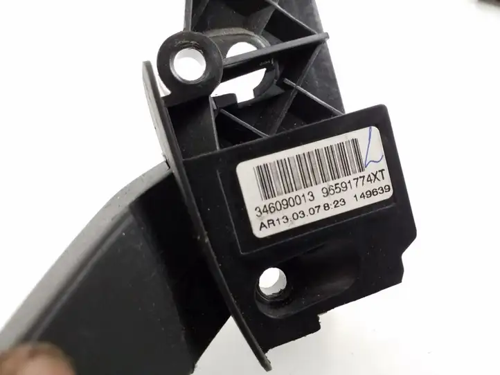 Citroen C4 Picasso (2006 - 2013)  96591774XT Включатель / ручка переключения передач