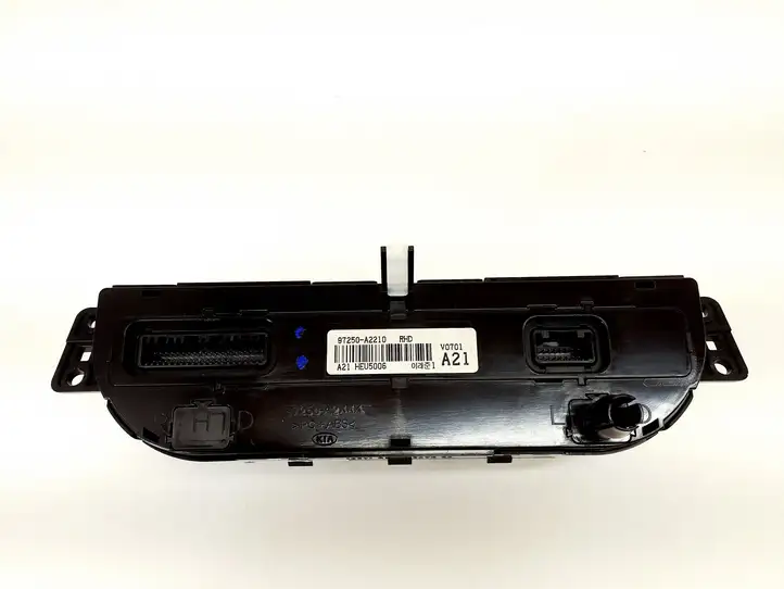 Kia Ceed (2010 - 2012) 97250A2210 Управление климат контролем — фото 2