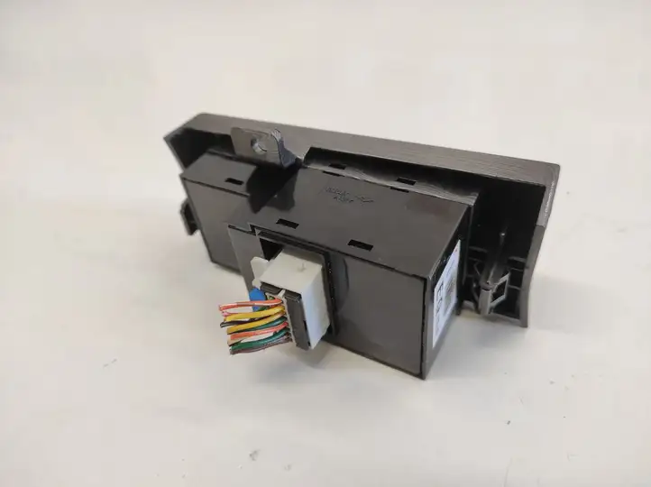 Chevrolet Captiva (2006 - 2011)  EQ7C15 Включатель зеркал