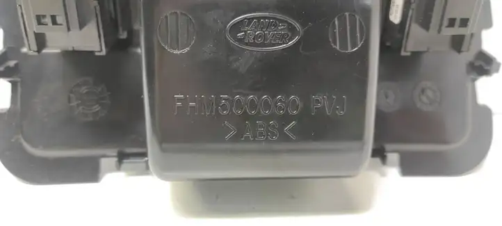 Land Rover Discovery 3 - LR3 (2004 - 2009) YUF500120 Включатель обогрева — фото 5