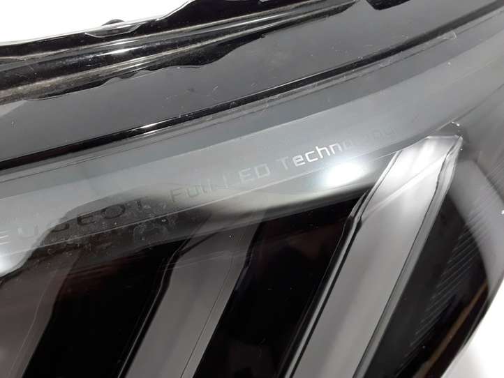 Peugeot 2008 II (2019 - )  9841642080 Передняя фара