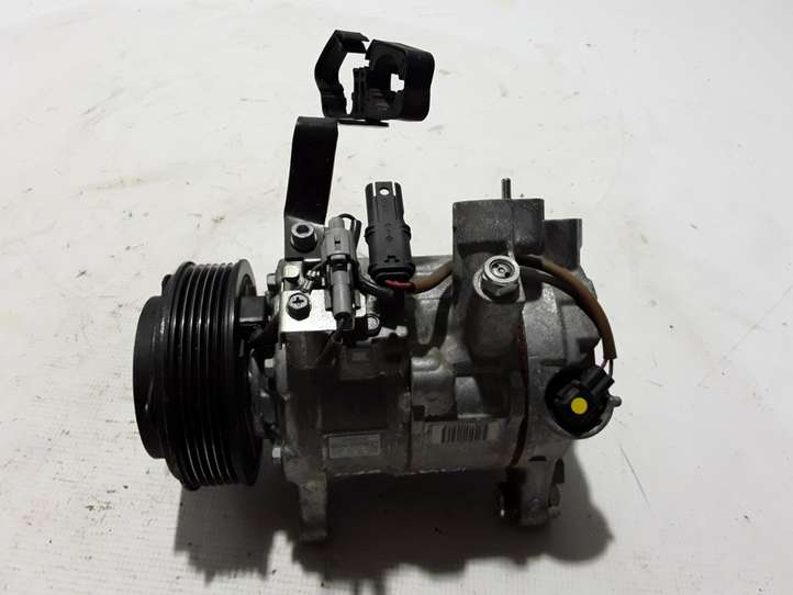 BMW 5 F10 F11 (2009 - 2016)  9223694 Компрессор (насос) кондиционера воздуха