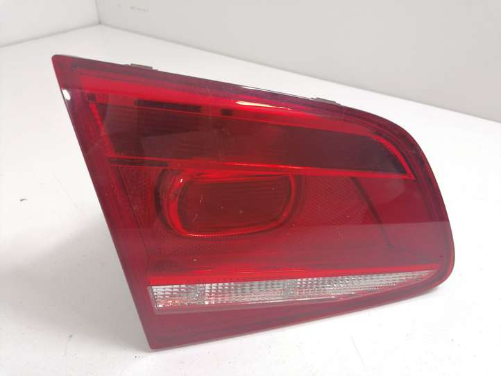Volkswagen PASSAT B7 (2011 - 2014)  3AE945093K Задний фонарь в крышке багажника