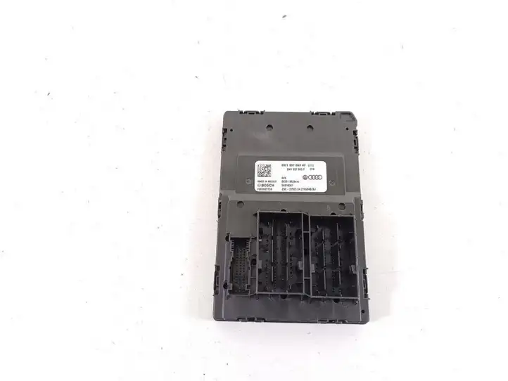 Audi A4 (2019 - )  8W1907063AF Другие блоки управления / модули