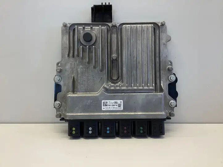 Land Rover Range Rover Evoque (2018 - )  M8A212B684VAC Блок управления двигателя