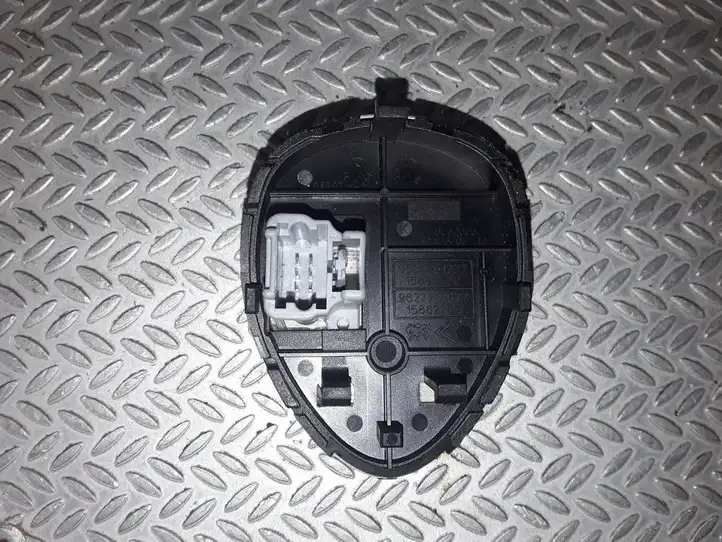 Citroen C5 (2001 - 2004) 9633261277 Включатель регулировки высоты / жесткости ходовой части — фото 3