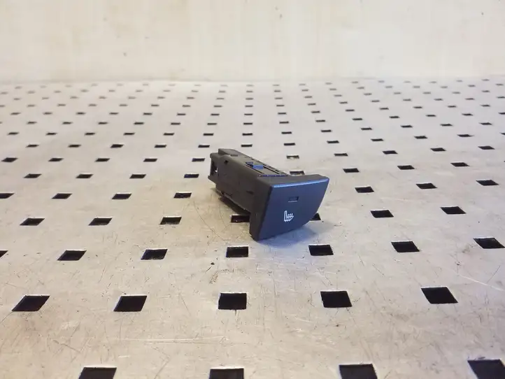 Chevrolet Captiva (2011 - 2013)  299107638 Включатель обогрева