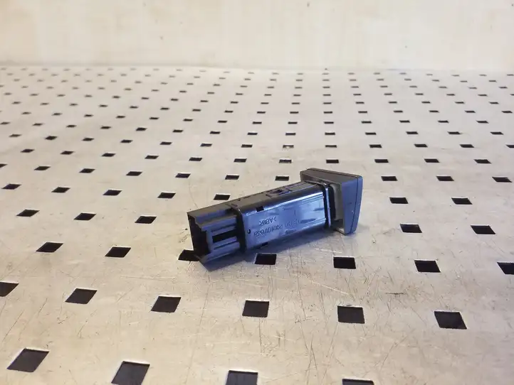 Chevrolet Captiva (2011 - 2013)  299107638 Включатель обогрева