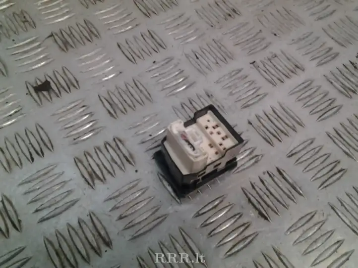 Toyota Corolla Verso E121 (2004 - 2007) 183574 Включатель зеркал — фото 2