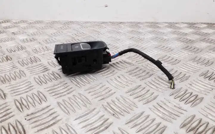 Volkswagen Tiguan (2011 - 2016) 5N0927225A Кнопка ручного тормоза — фото 4
