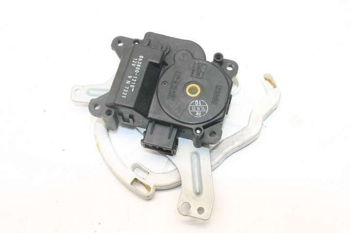 Honda Insight (2009 - 2011)  0638001210 Двигатель задвижки потока воздуха