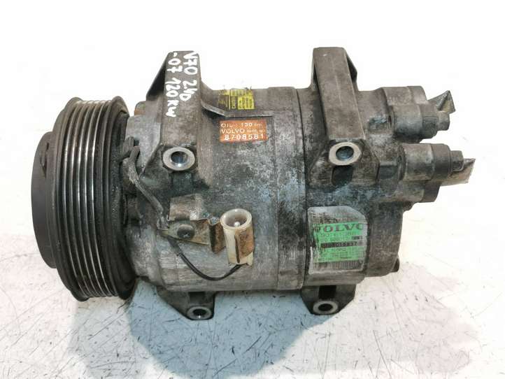 Volvo V70 (2004 - 2007)  8708581 Компрессор (насос) кондиционера воздуха