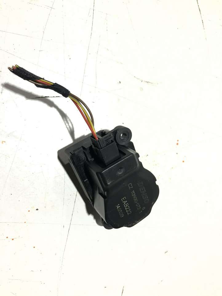 BMW 3 E92 E93 (2005 - 2014)  1139300721 Двигатель задвижки потока воздуха