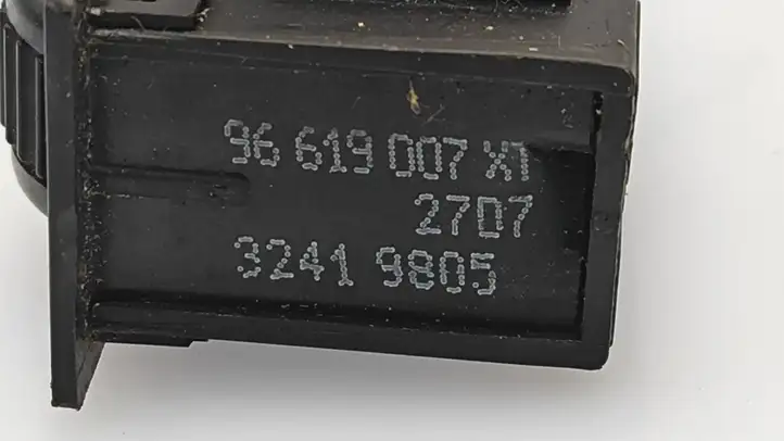 Citroen C3 (2002 - 2009) 96619007XT Включатель обогрева — фото 3