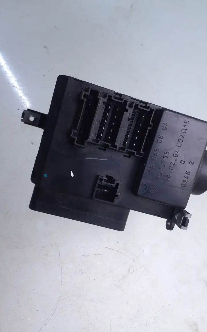 Mercedes-Benz Vaneo W414 (2001 - 2005) 1685450604 Включатель фонарей — фото 3