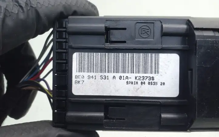 Audi A4 S4 B6 8E 8H (2000 - 2006) 8E0941531A Включатель фонарей — фото 3