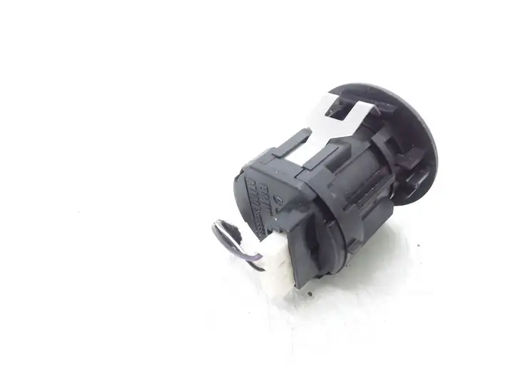 BMW 3 F30 F35 F31 (2012 - 2018)  9196886 Включатель надувной подушки для пассажира