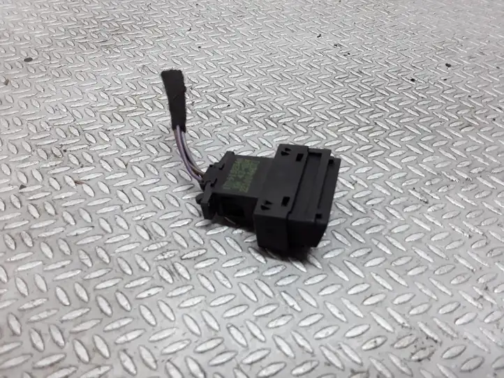 Volkswagen Touran I (2003 - 2010)  1T0919234A Включатель надувной подушки для пассажира